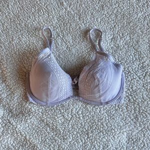 Light purple Victoria’s Secret bra 34D
